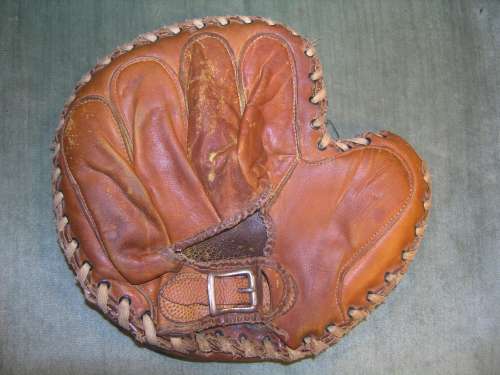 Harry McCurdy Dubow Back Doug